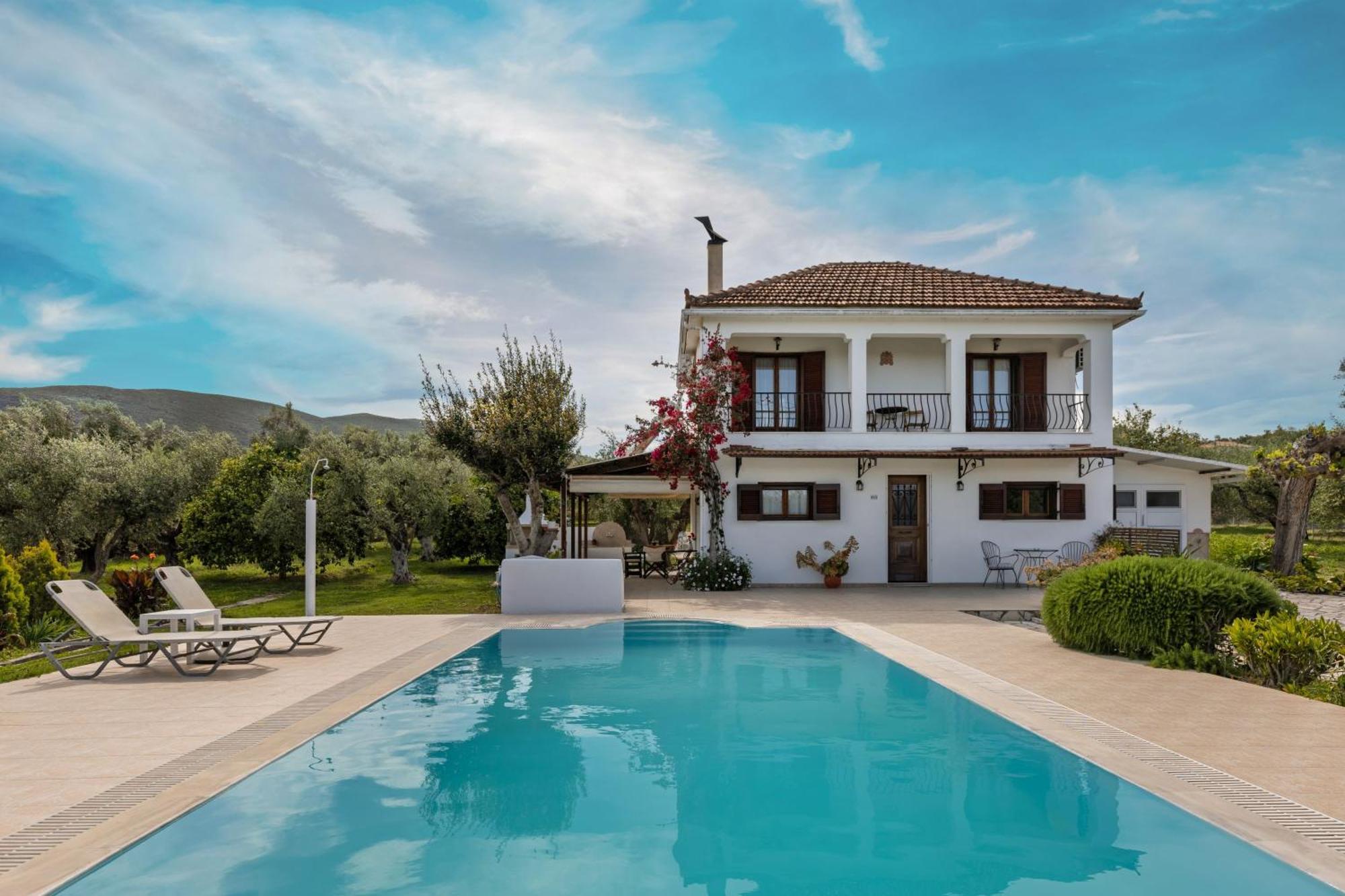 Villa Lola - 3 Bedrooms & Private Pool Lithakia  Exterior photo