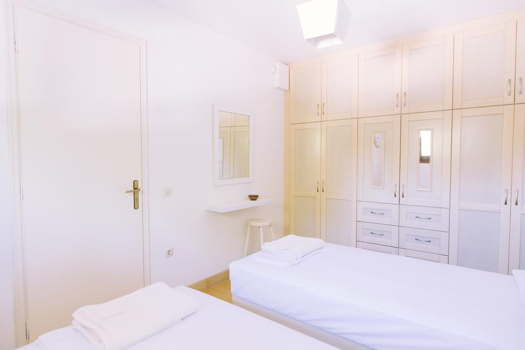 Villa Lola - 3 Bedrooms & Private Pool Lithakia  Exterior photo